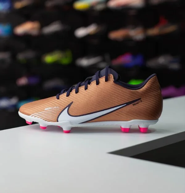 NIKE MERCURIAL VAPOR 15 CLUB MG - Image 2