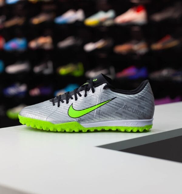 NIKE MERCURIAL VAPOR 15 ACADEMY TF - Image 2