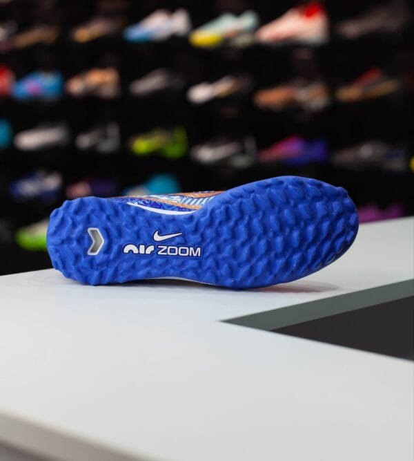 NIKE MERCURIAL VAPOR 15 ACADEMY TF - Image 4