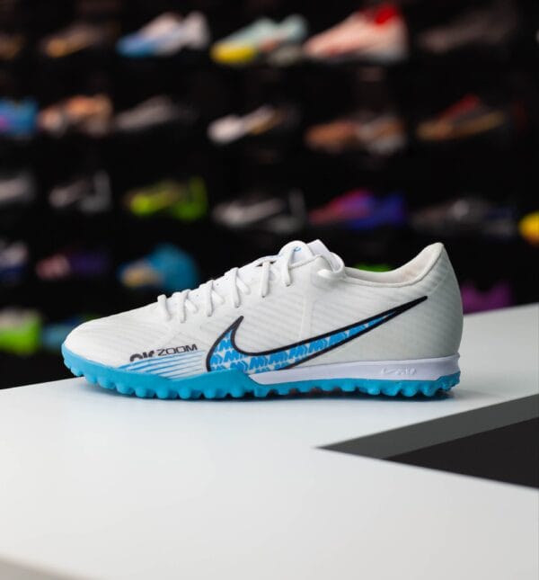 NIKE MERCURIAL VAPOR 15 ACADEMY TF - Image 2