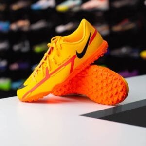 JR NIKE PHANTOM GT2 CLUB TF