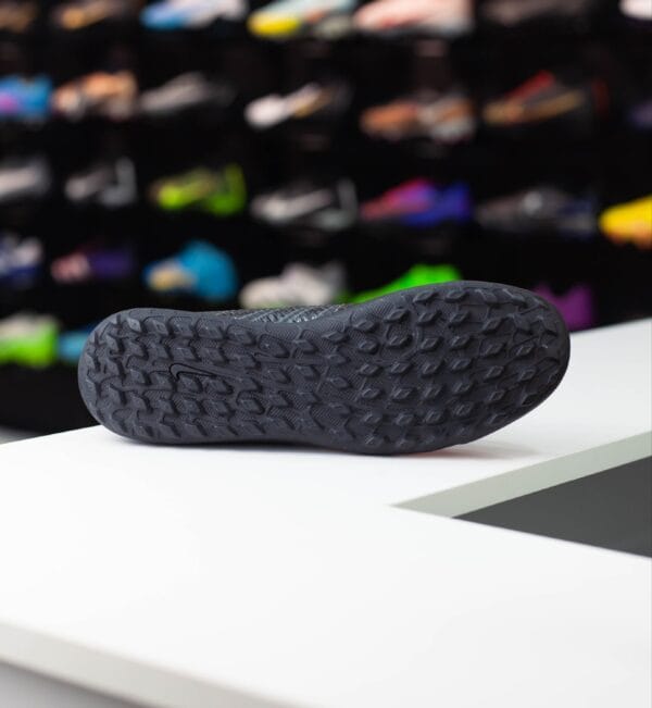 NIKE MERCURIAL VAPOR 15 CLUB TF - Image 4