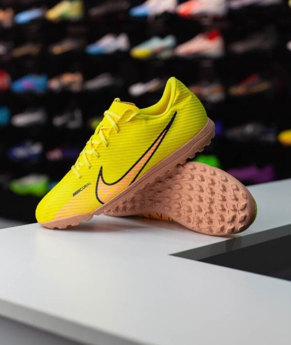 NIKE MERCURIAL VAPOR 15 CLUB TF