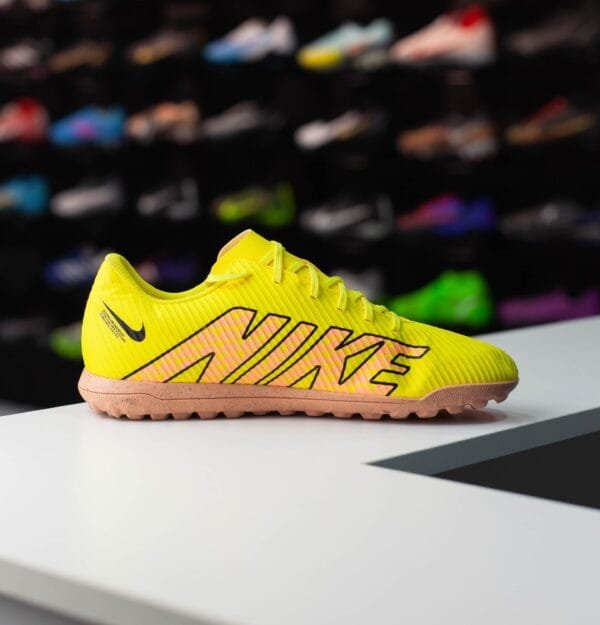 NIKE MERCURIAL VAPOR 15 CLUB TF - Image 3