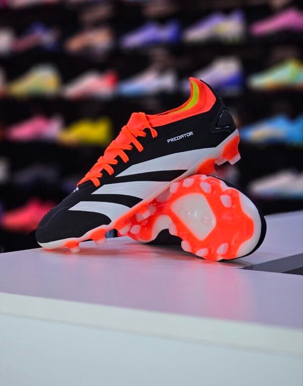 ADIDAS PREDATOR PRO MG