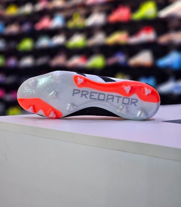ADIDAS PREDATOR PRO FG - Image 4