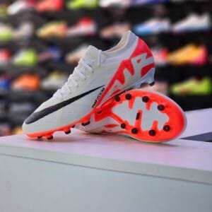 NIKE MERCURIAL VAPOR 15 PRO AG