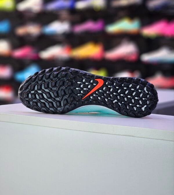 NIKE PHANTOM GX2 PRO TF - Image 4
