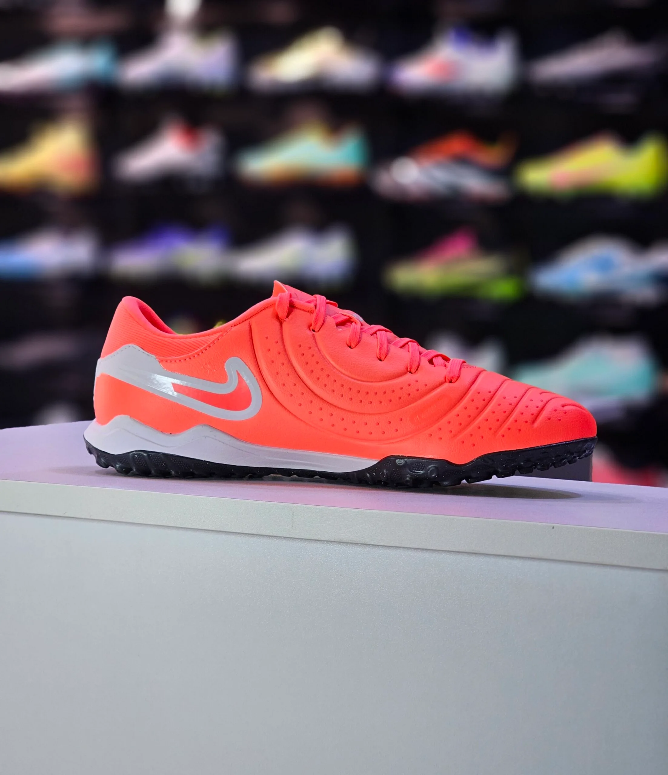 NIKE TIEMPO LEGEND 10 ACADEMY TF - Image 3