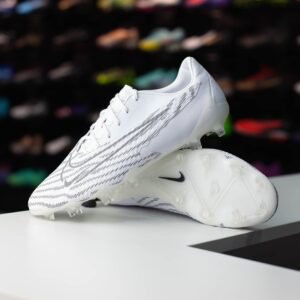 JR NIKE PHANTOM GX ACADEMY MG