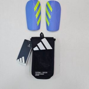 PROTÉGE ADIDAS