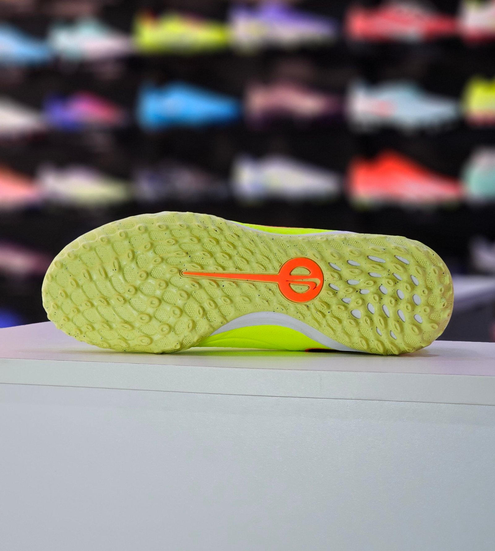 NIKE TIEMPO 10 ACADEMY TF - Image 4